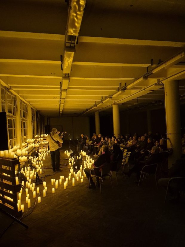 51017-Hegedűkvartett "Vibrans" a gyertyák lángjában Revúcán