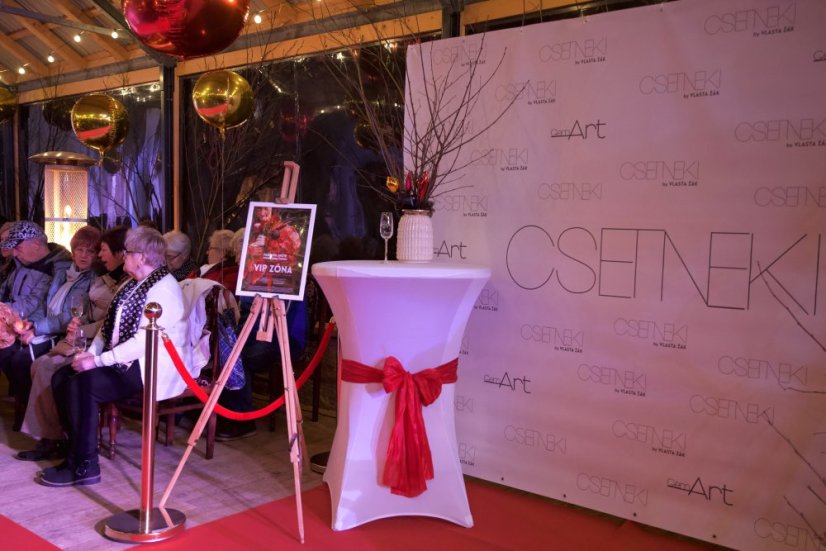 51213-Kivételes divatbemutató a Gemer karácsonyi vásárban - Štítnik