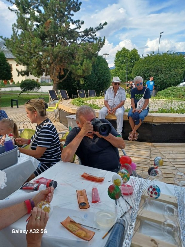 50724-ART PARK, üvegfestés, Revúca, 2025.07.24.