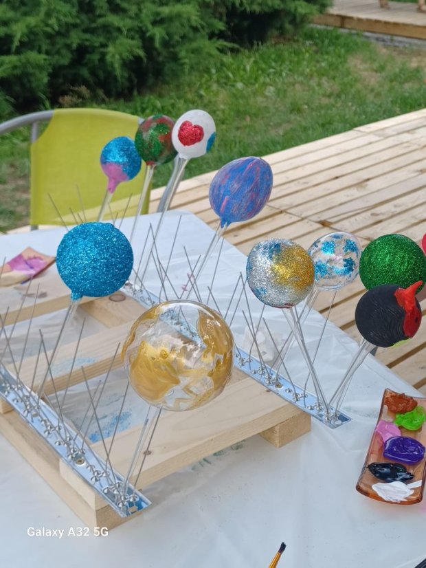 50724-ART PARK, üvegfestés, Revúca, 2025.07.24.