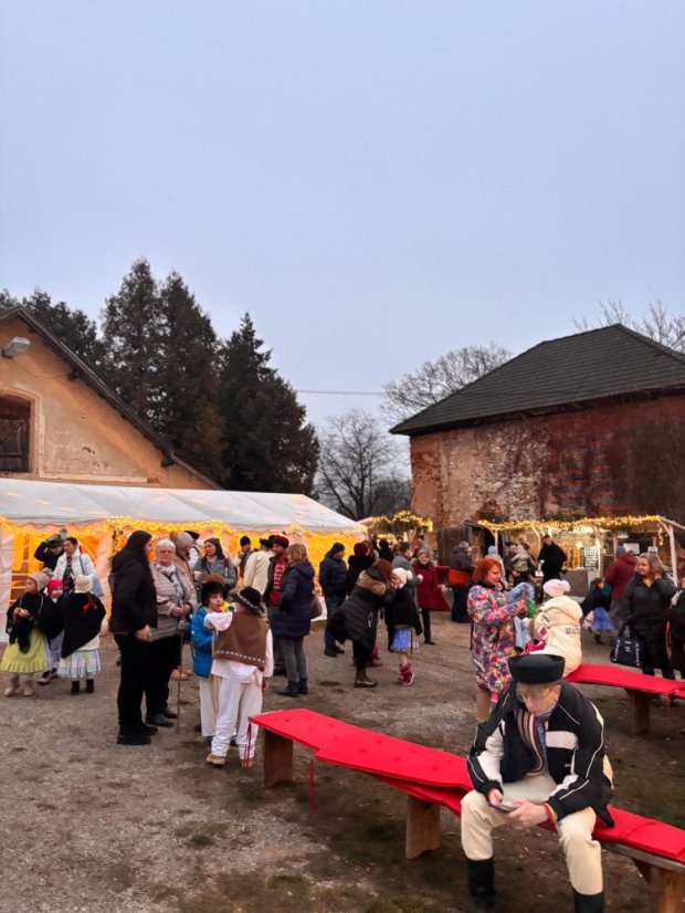 51209-Gemerské Weihnachtsmärkte ŠTÍTNIK