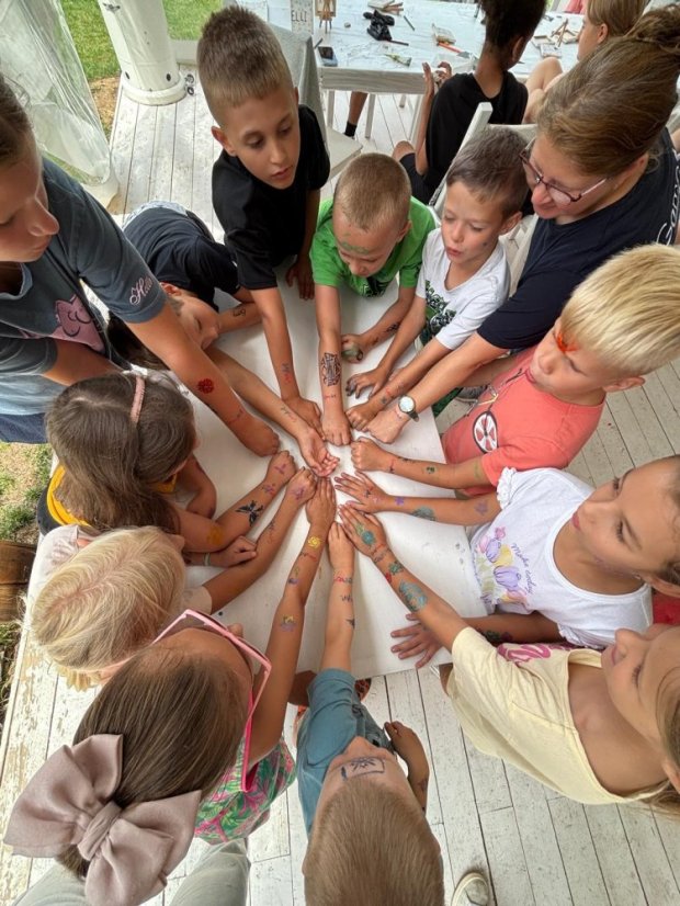 50716-Kurz Zeichnungen und Malerei, 2. Turnus, Tag 3, 16.7.2025, Betliar