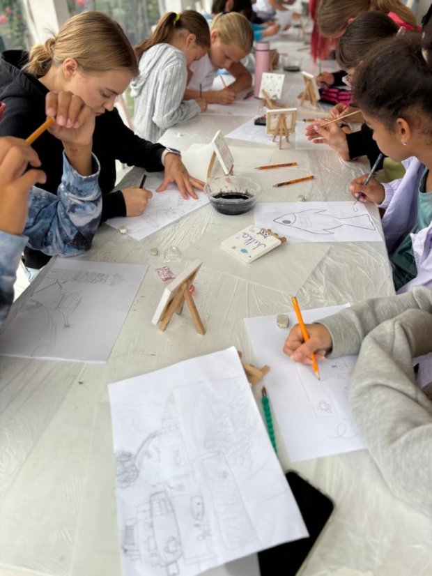 50717-Rövid rajzok és festmények, 2. turnus, 4. nap, 2025.07.17, Betliar