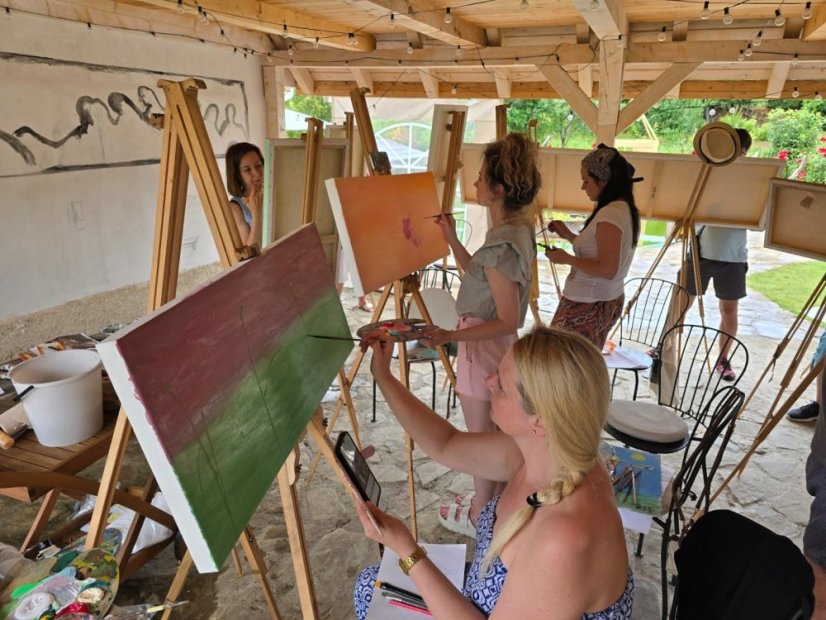 50719-Vernisáž kurzu dospelých s degustáciou vín, 19.7.2025