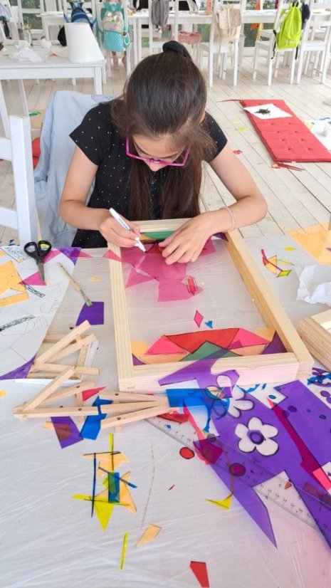 50715-Kurz Zeichnungen und Malerei, 2. Turnus, Tag 2, 15.7.2025, Betliar