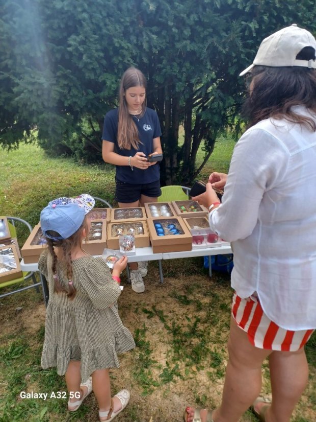 50724-ART PARK, üvegfestés, Revúca, 2025.07.24.