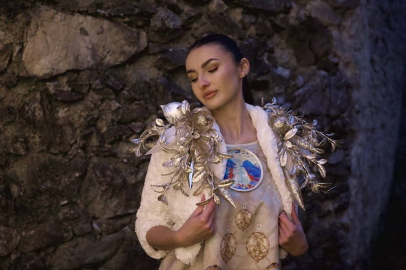 51213-Kivételes divatbemutató a Gemer karácsonyi vásárban - Štítnik