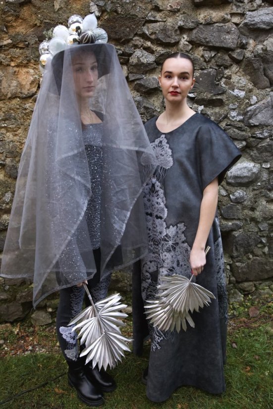 51213-Kivételes divatbemutató a Gemer karácsonyi vásárban - Štítnik