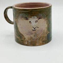 Keramický hrnček s motívom ovce