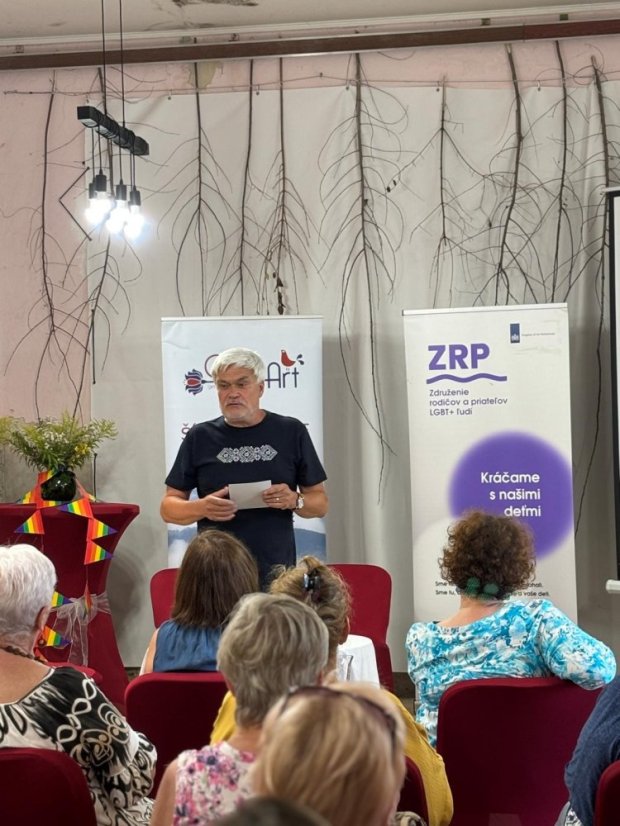 50802-Vernisage a kiállításhoz "Ami összeköt minket" beszélgetésekkel, 2.8.25, Štítnik