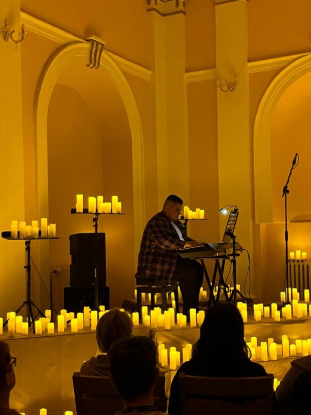 50321-Koncert gyertya Nagy Blh