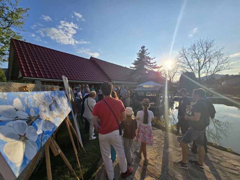 50719-Vernisáž kurzu dospelých s degustáciou vín, 19.7.2025