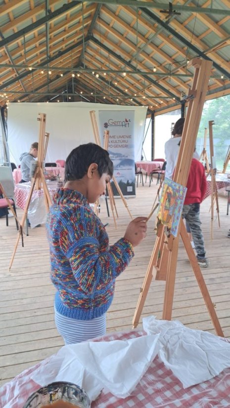 50617-Középiskola Rožňava a Hrade-ban, 17.6.25