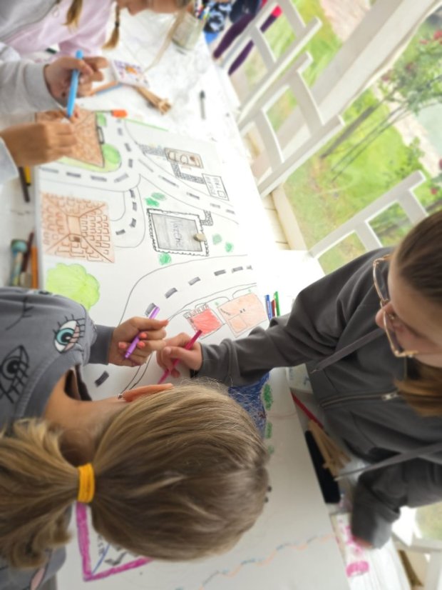 50710-Rövid rajz és festés, 1. turnus, 4. nap, Betliar, 2025.07.10.