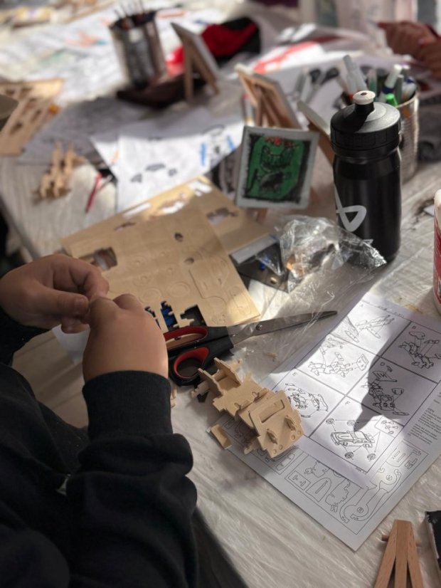 50711-Kurz rajz és festés, 1. turnus, 5. nap, Betliar, 25.07.11