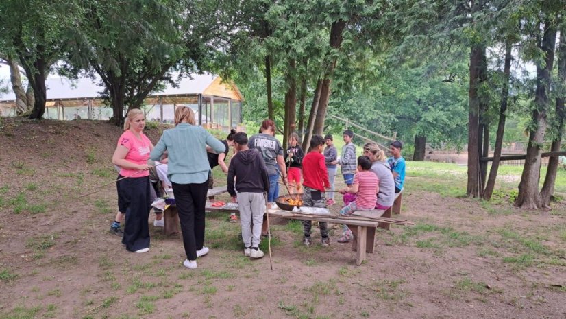 50617-Középiskola Rožňava a Hrade-ban, 17.6.25