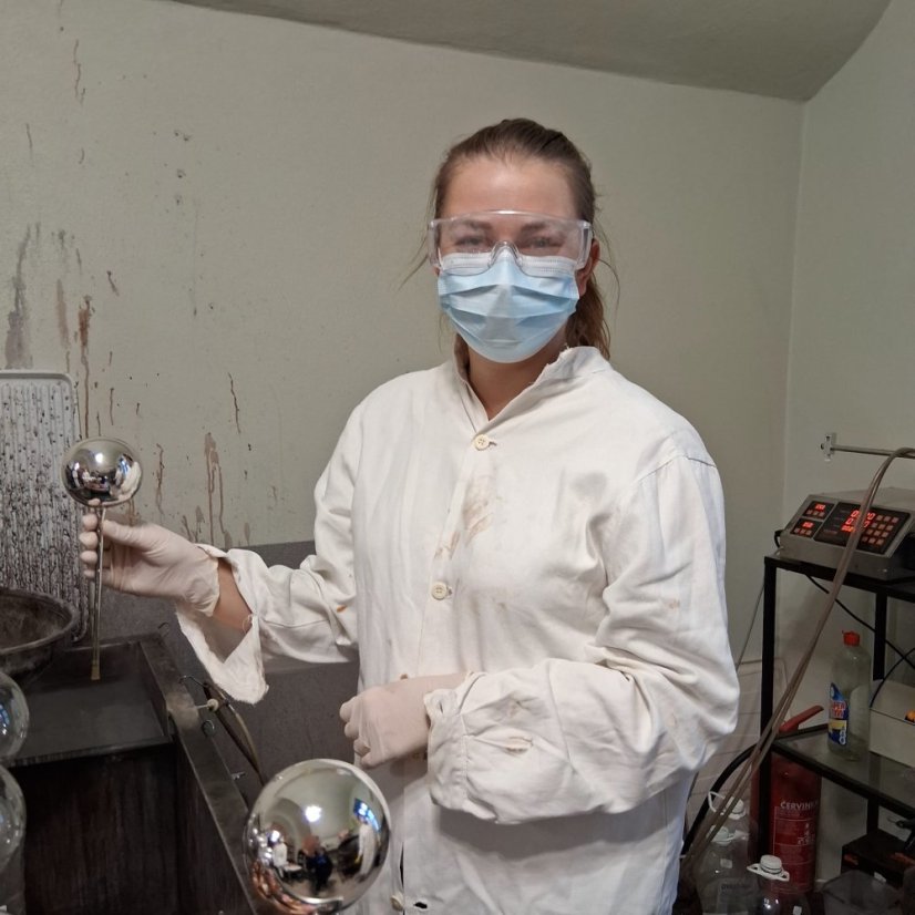 51108-WORKSHOP FÚKANIA, STRIEBRENIA ÉS MAĽOVANIA KARÁCSONYI DÍSZEK