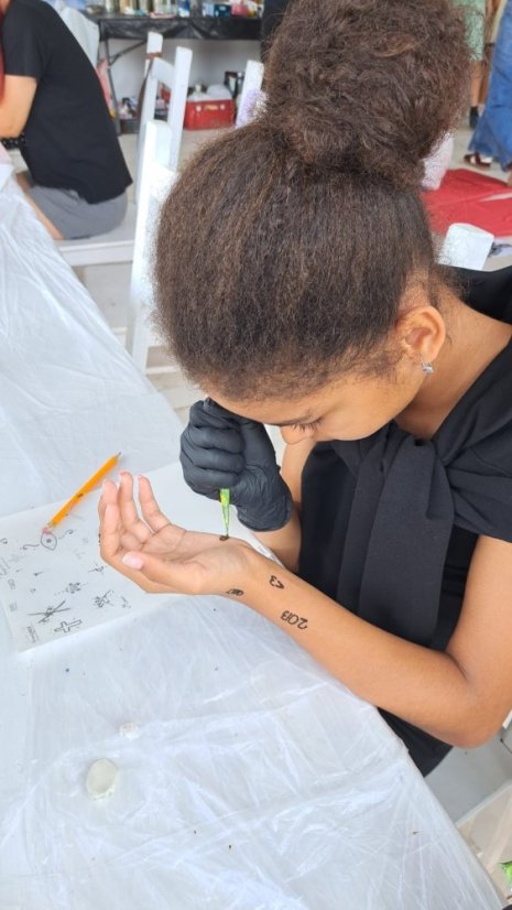 50716-Kurz Zeichnungen und Malerei, 2. Turnus, Tag 3, 16.7.2025, Betliar