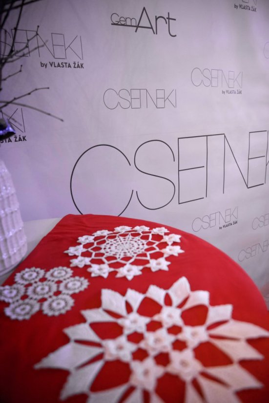 51213-Kivételes divatbemutató a Gemer karácsonyi vásárban - Štítnik