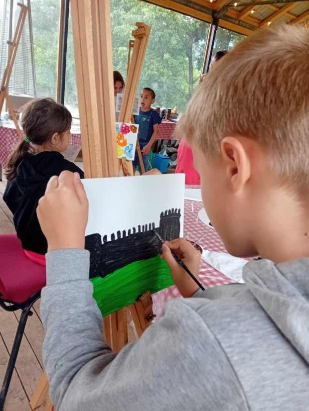 50617-Középiskola Rožňava a Hrade-ban, 17.6.25