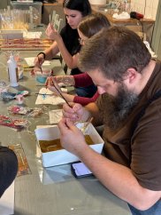 51122-WORKSHOP FÚKANIA, STRIEBRENIA ÉS MAĽOVANIA KARÁCSONYI DÍSZEK