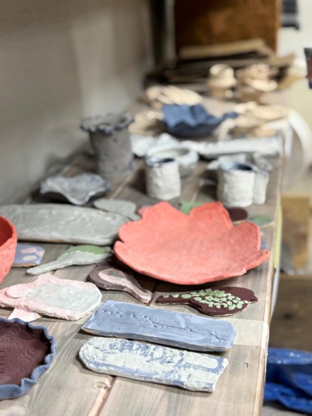 51122-Keramischer Workshop für Erwachsene - Eingeschlossene Pigmente, GemCraft Schild