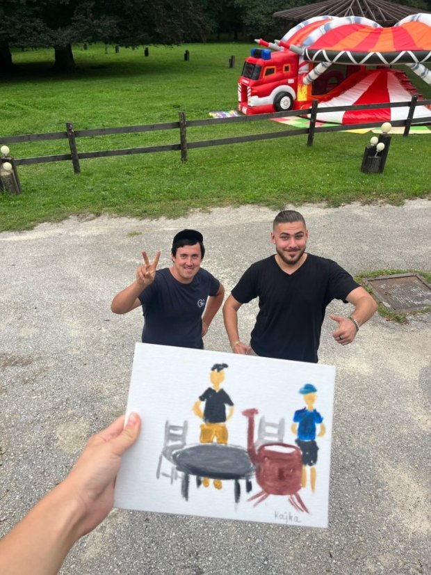 50911-Malerei, Musik, Gulasch und Sauerkrautsuppe im Zálesák Betliar, 11.9.2025