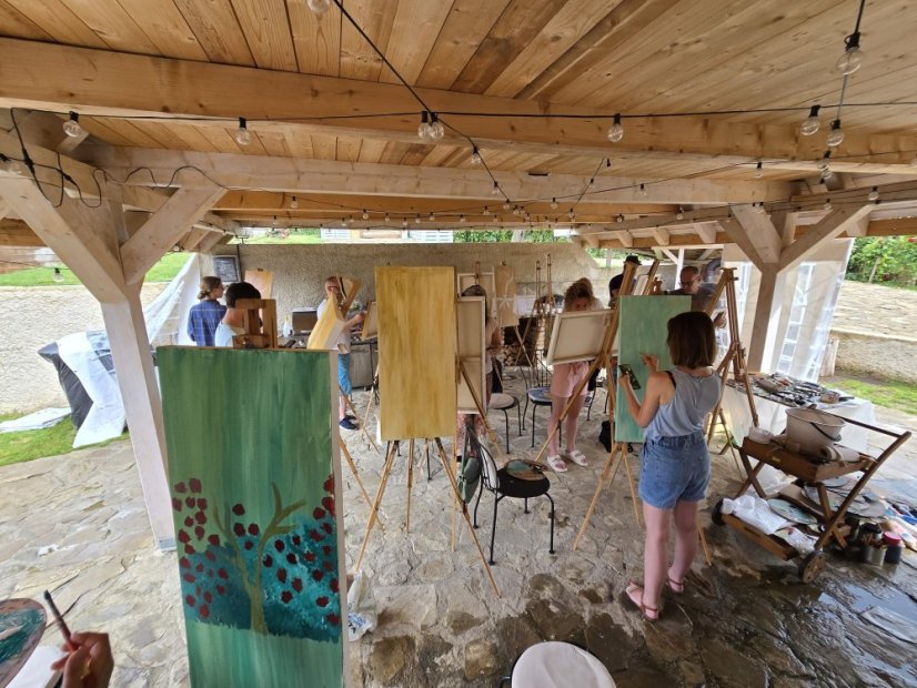 50719-Vernisáž kurzu dospelých s degustáciou vín, 19.7.2025