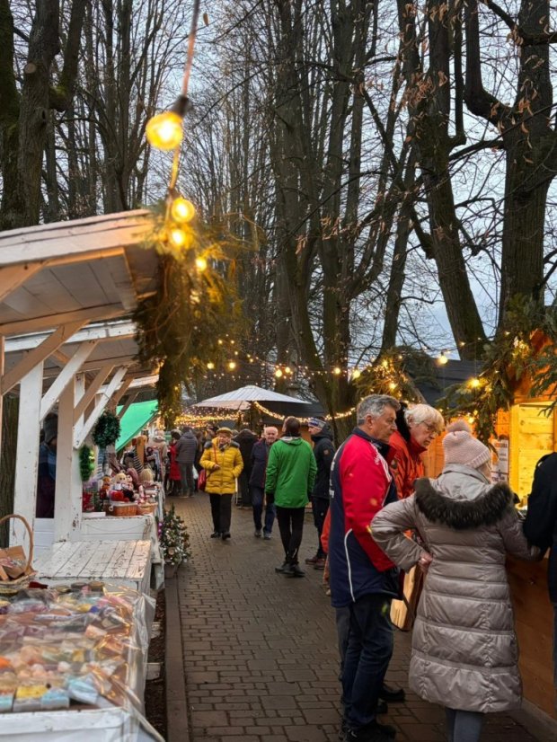 51219-Vernisage a kiállítás "Én egy földön élő ember vagyok" - Betliar