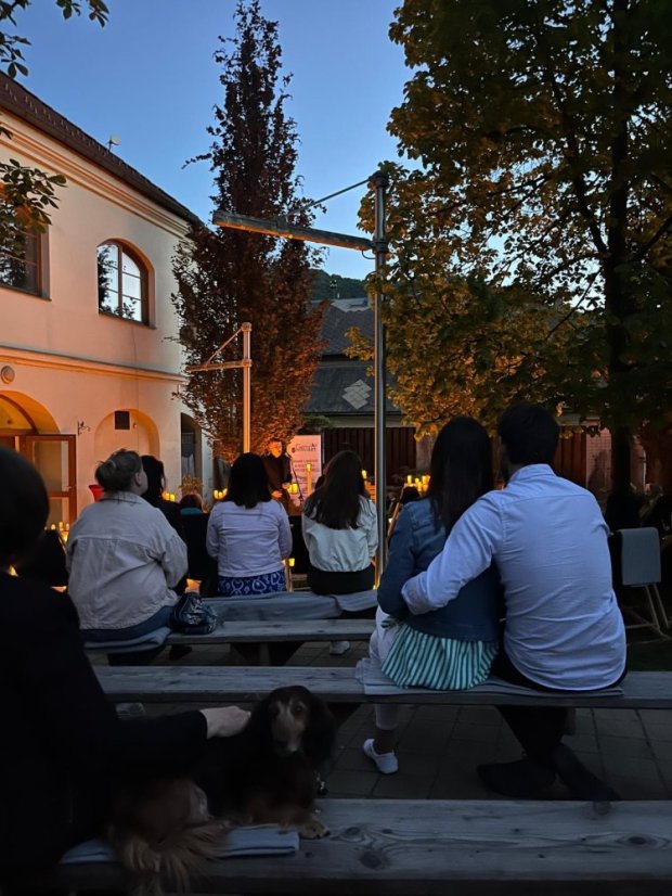 50502-Konzert im Kerzenlicht - Parks und Gärten, Jelšava, 2.5.2025