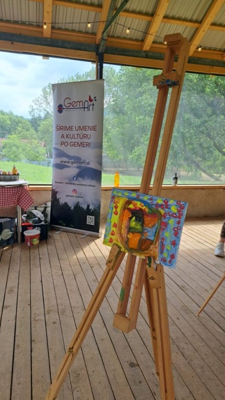 50617-Középiskola Rožňava a Hrade-ban, 17.6.25