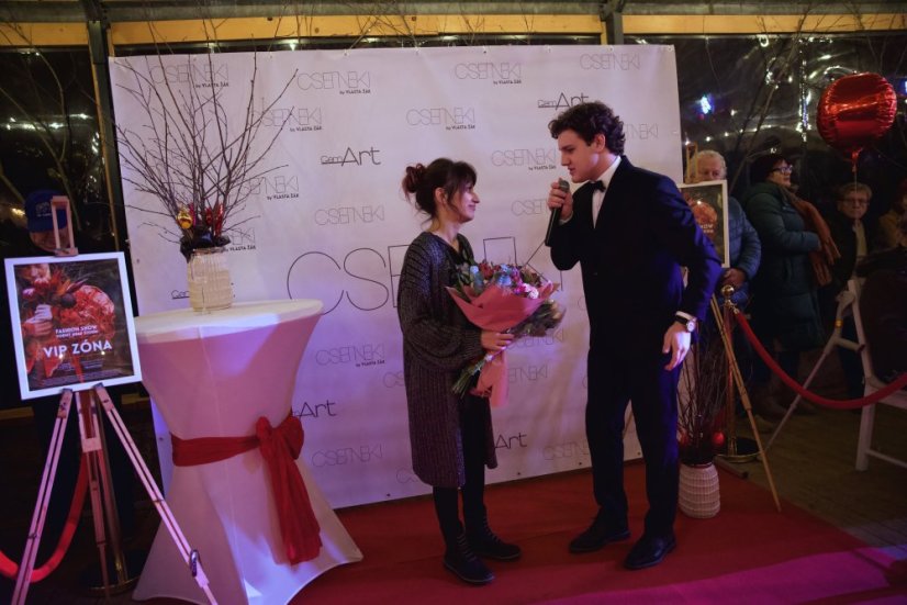 51213-Kivételes divatbemutató a Gemer karácsonyi vásárban - Štítnik