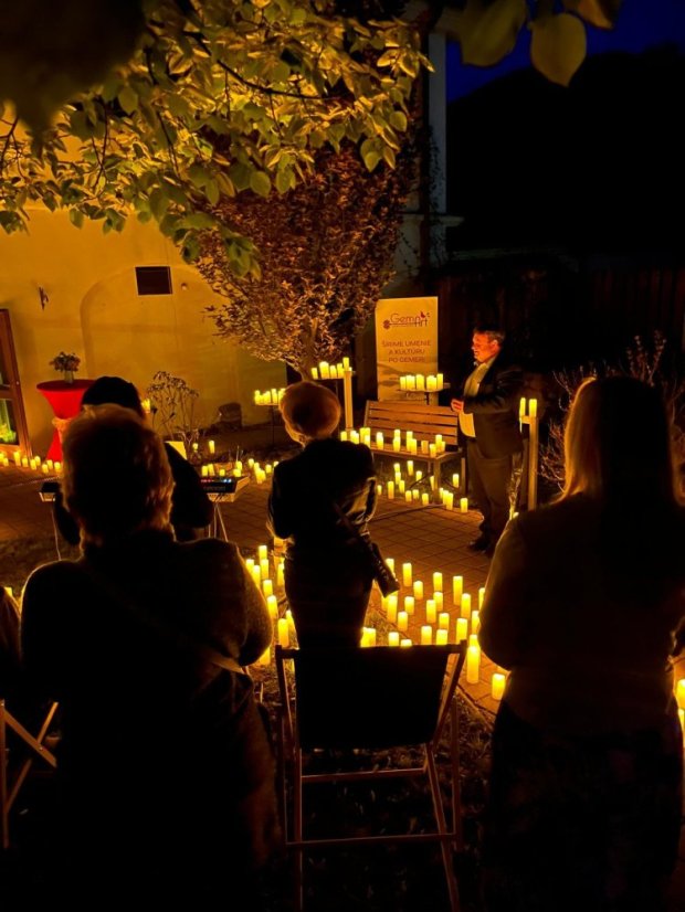 50502-Konzert im Kerzenlicht - Parks und Gärten, Jelšava, 2.5.2025