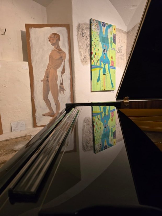 50212-Vernisáž k výberu z výstavy Milujem, teda som!, Praha, 12.2.25