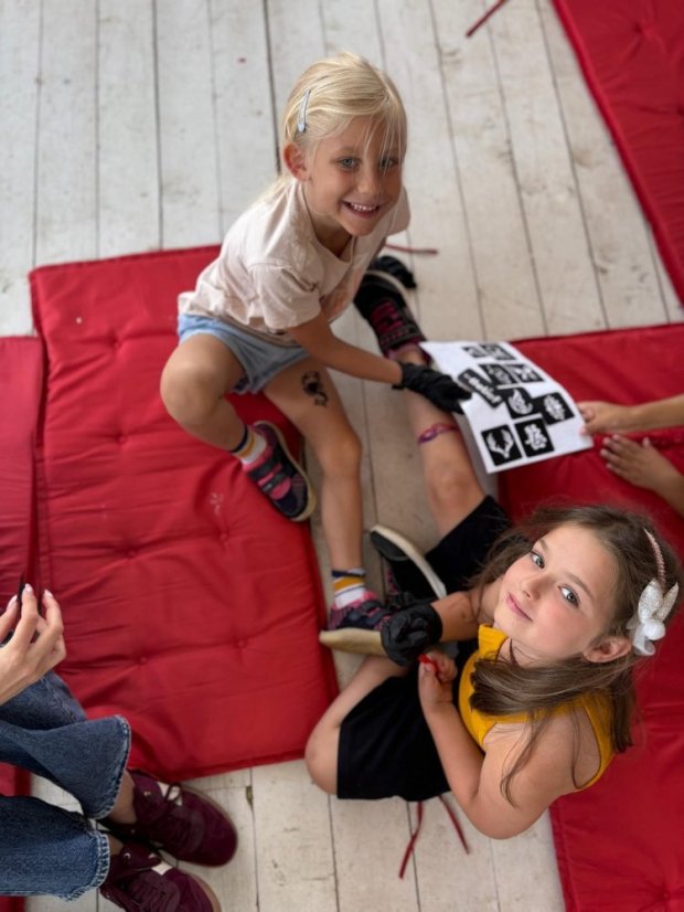 50716-Kurz Zeichnungen und Malerei, 2. Turnus, Tag 3, 16.7.2025, Betliar