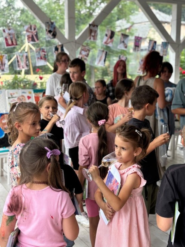 50718-Vernisage - Rajz, festés és design kurzus - 2. turnus, 2025. július 18.