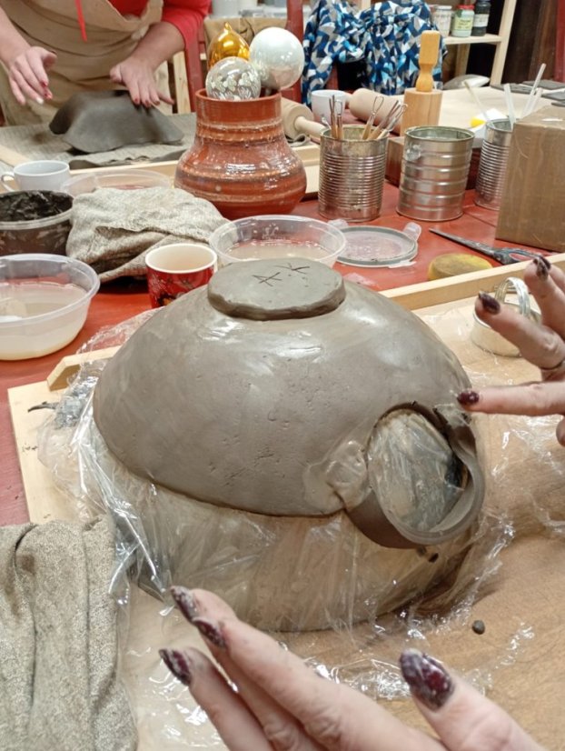 60110-Műhely kerámia - Alapvető technikák - A forma születése