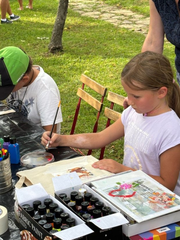 50726-A Rakovnica község, textilfestés, 2025.07.26