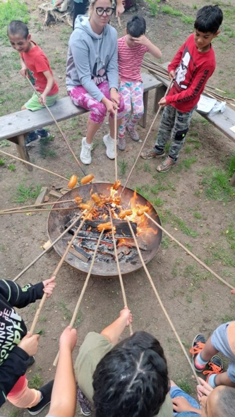 50617-Középiskola Rožňava a Hrade-ban, 17.6.25