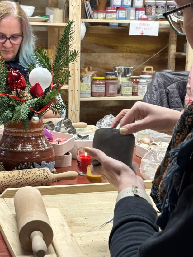 51025-Keramický workshop pre dospelých 2 - Hlina pod stromčekom, GemCraft Štítnik