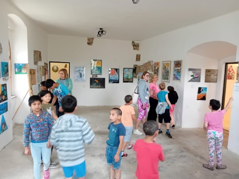 50617-Középiskola Rožňava a Hrade-ban, 17.6.25