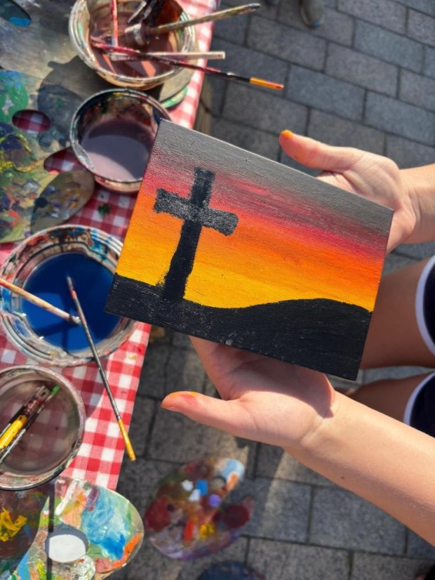 50615-Közönséges festés Szácson, 2025. június 15.