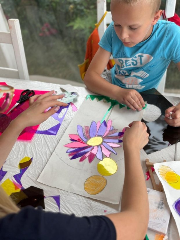 50715-Kurz Zeichnungen und Malerei, 2. Turnus, Tag 2, 15.7.2025, Betliar