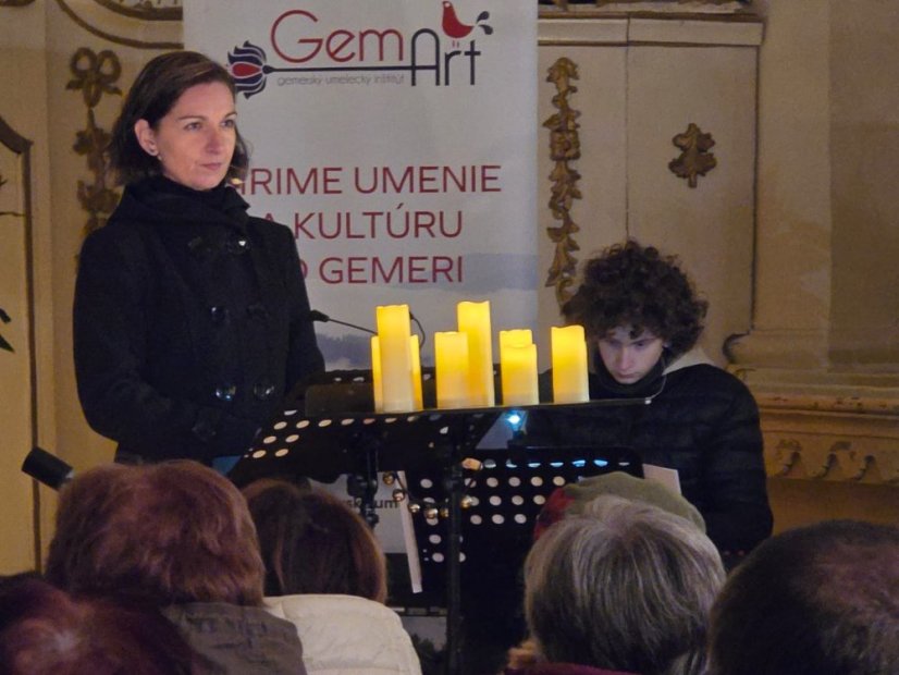 51207-Adventi koncert zene és szó "A szerelem hozza a fényt" - Revúca