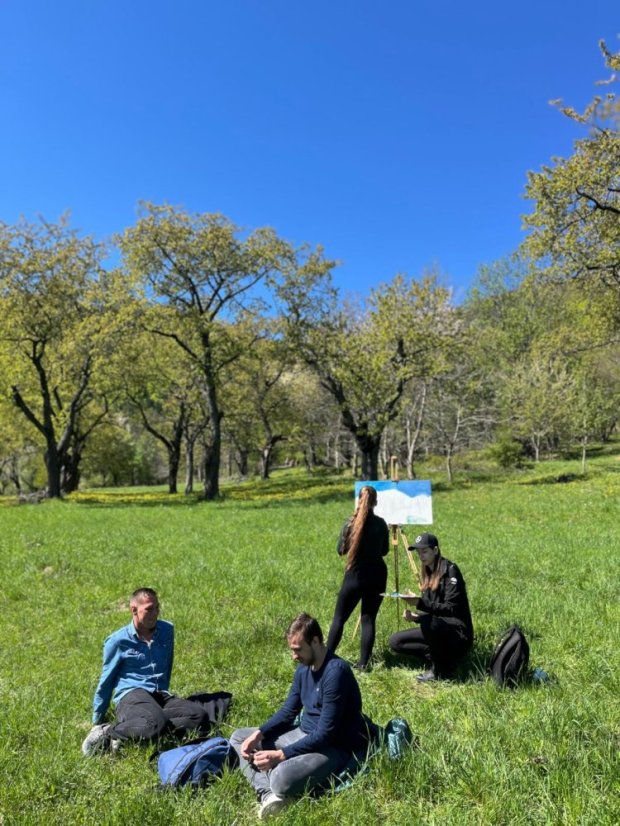 50428-Zážitkové maľovanie Čerešne v Brdárke, 28.4.2025