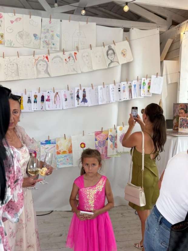 50718-Vernisage - Rajz, festés és design kurzus - 2. turnus, 2025. július 18.