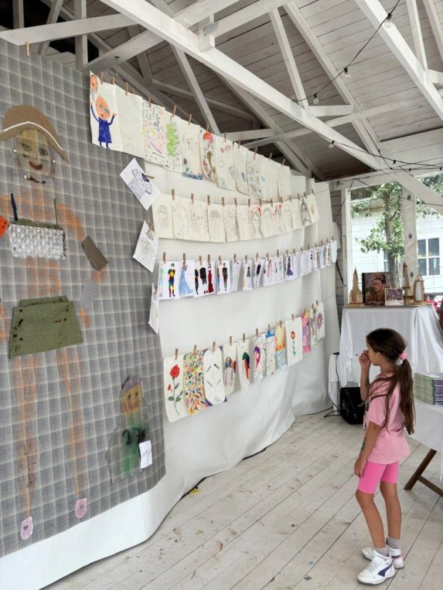 50718-Vernisage - Rajz, festés és design kurzus - 2. turnus, 2025. július 18.