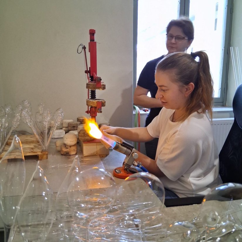 51108-WORKSHOP FÚKANIA, STRIEBRENIA ÉS MAĽOVANIA KARÁCSONYI DÍSZEK