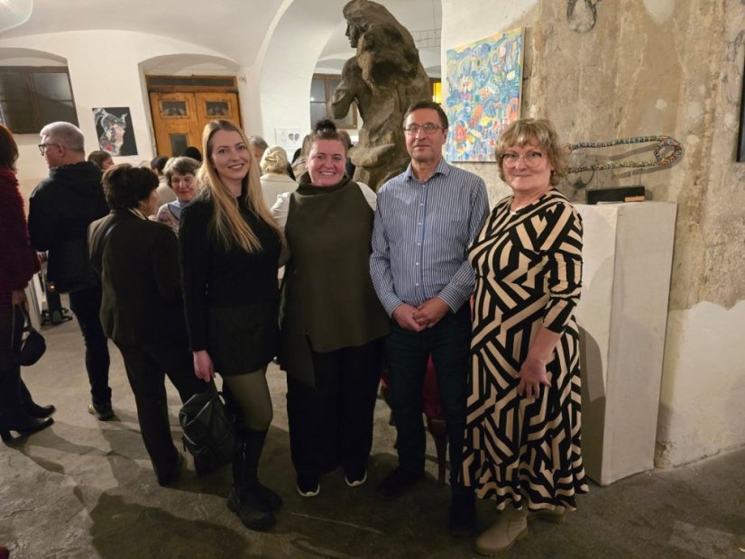 50212-Vernisáž k výberu z výstavy Milujem, teda som!, Praha, 12.2.25