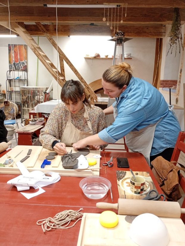 51025-Kerámiai műhely felnőtteknek - Agyag a fánál, GemCraft Štítnik